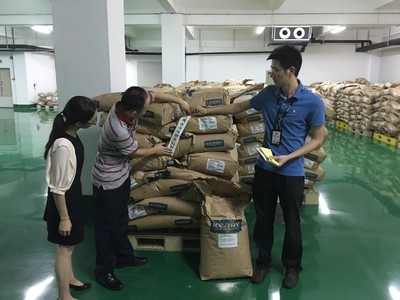 創食品安全城（五） 重拳出擊，深入市場調查